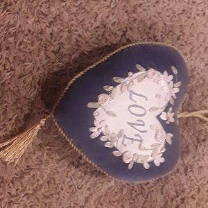 HEART SHAOED  STUFFED pILLOW .VALENIINES DAY.